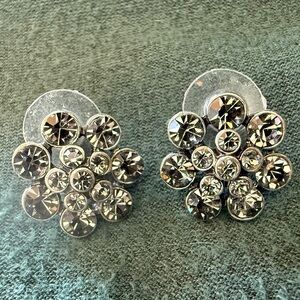 Silver Crystal Flower Earrings
